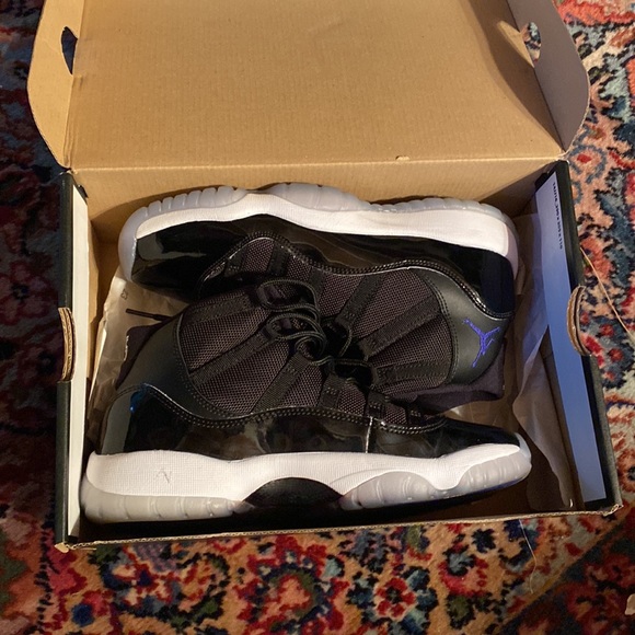 Air Jordan 11 retro - Picture 8 of 13